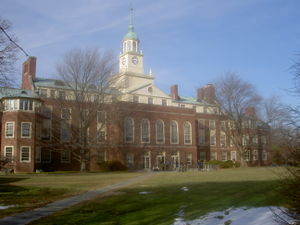 Fuld Hall, sede do Instituto de Estudos Avançados de Princeton.